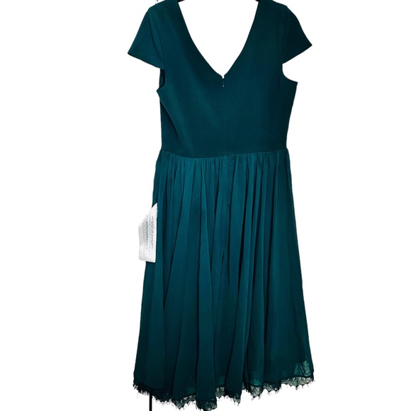 NWT Dress the Population Corey Chiffon Dress in Green size Medium. - Picture 4 of 8